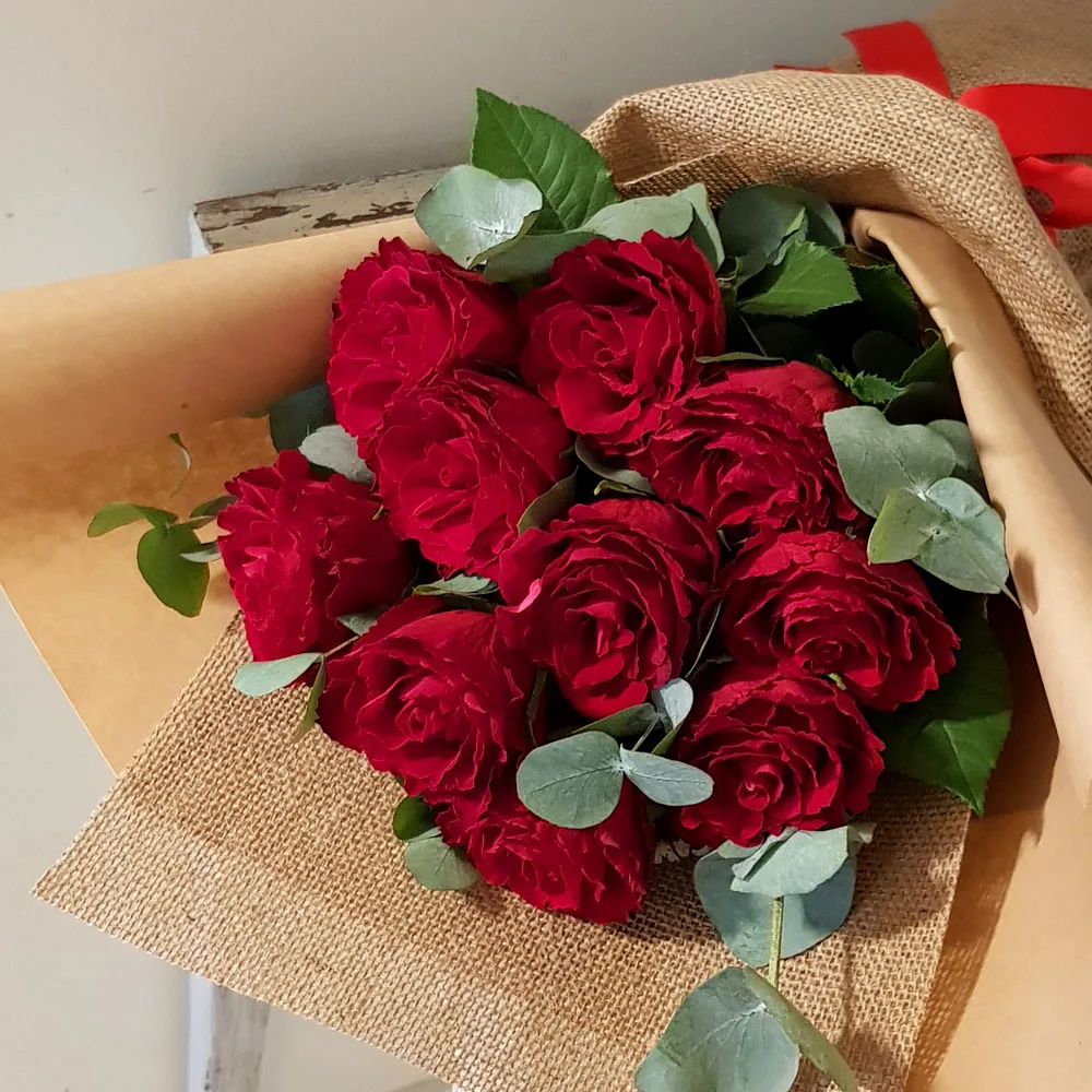 Valentine's Day Red Rose Bouquet - Image 4