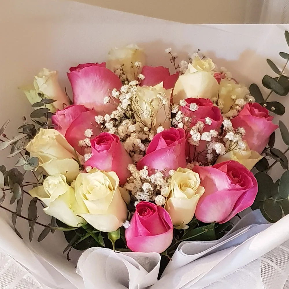 Pink & White Rose Bouquet - Image 3
